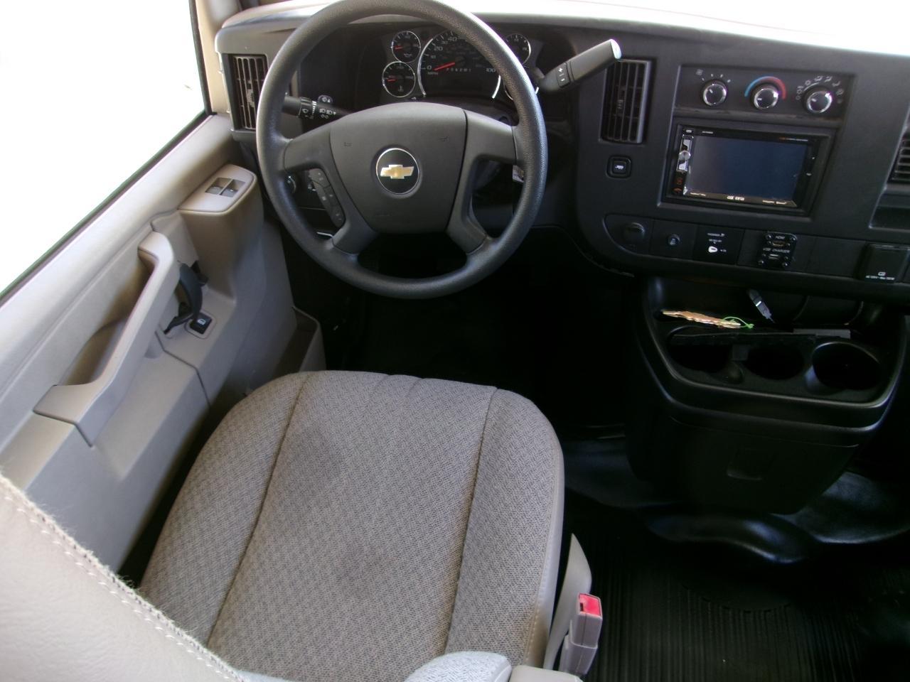 Chevrolet Expressg4500 159" - Thumbnail 10