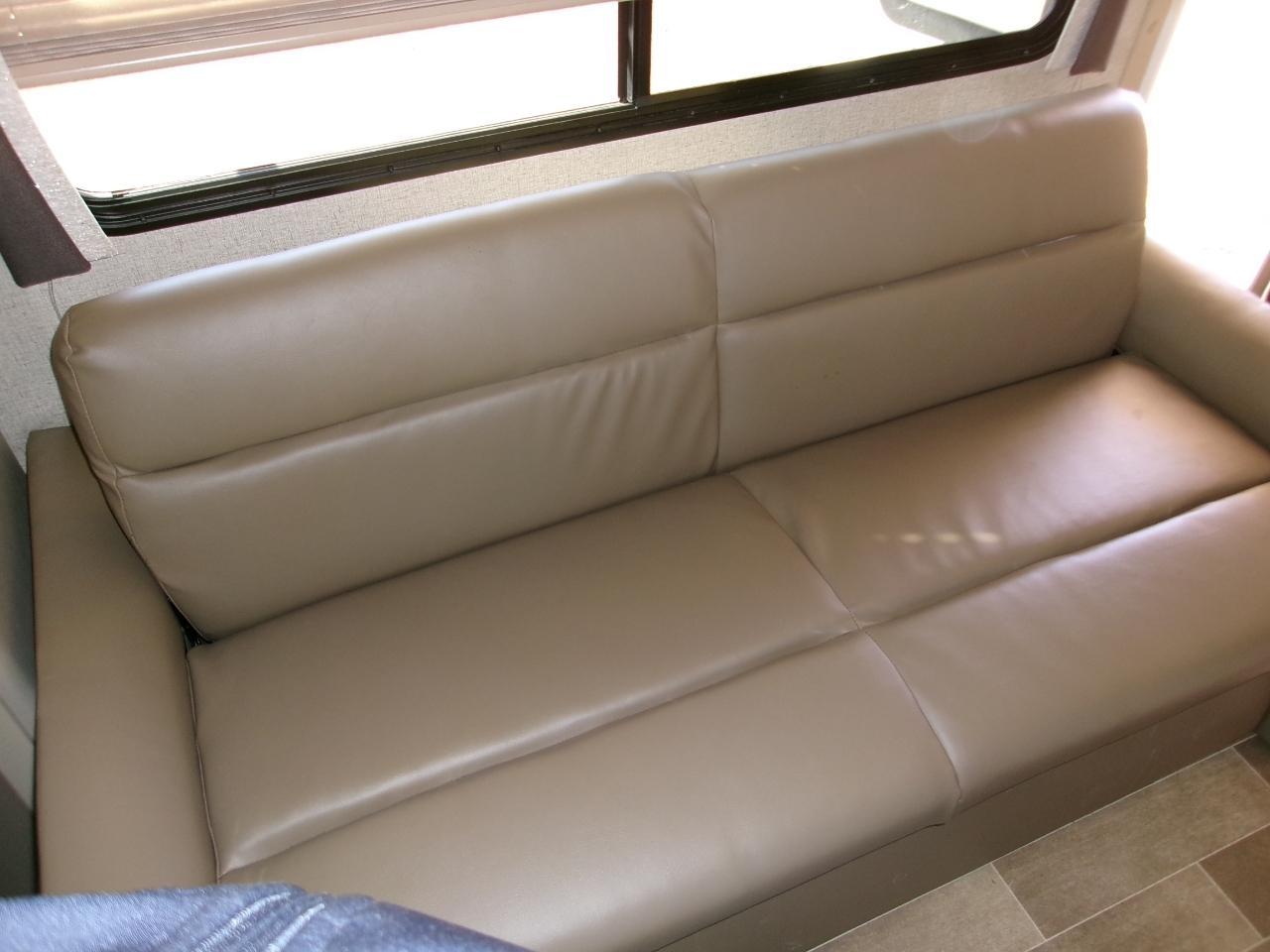 Chevrolet Expressg4500 159" - Thumbnail 13