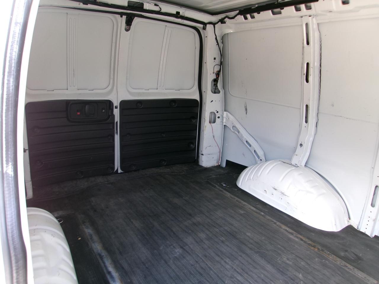 Chevrolet Express2500 Cargo - Thumbnail 14