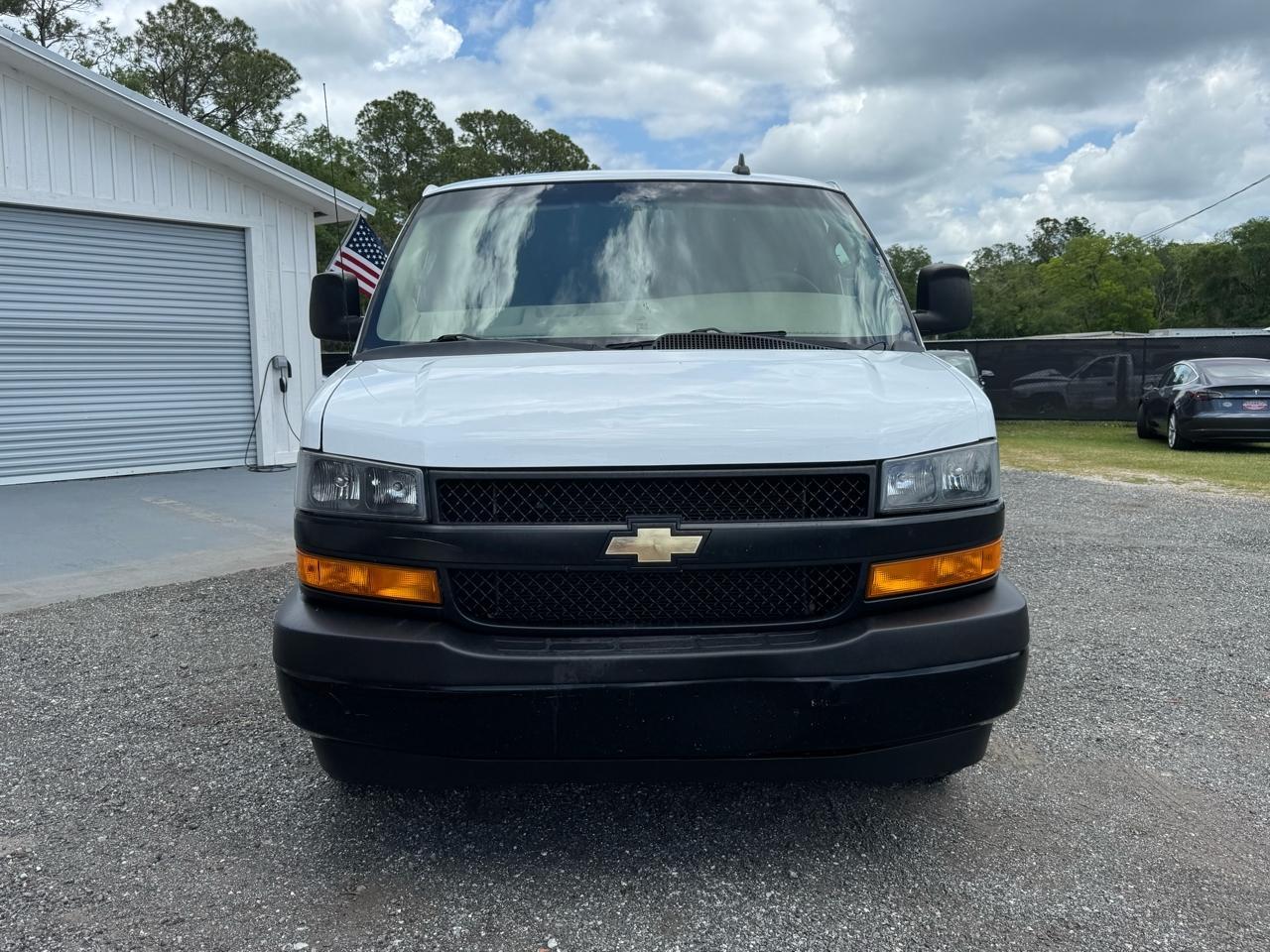 Chevrolet Express2500 Cargo - Thumbnail 2