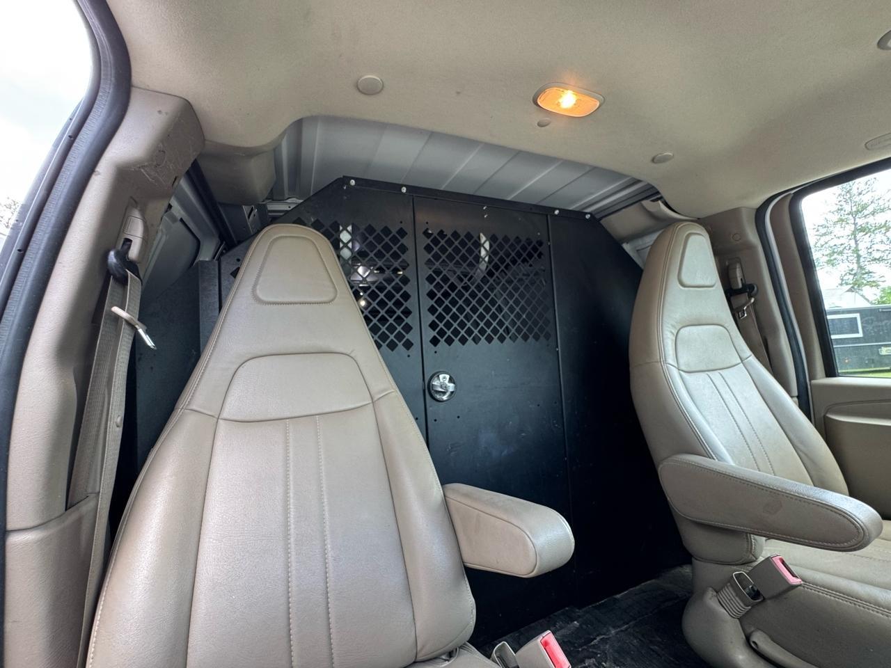 Chevrolet Express2500 Cargo - Thumbnail 15