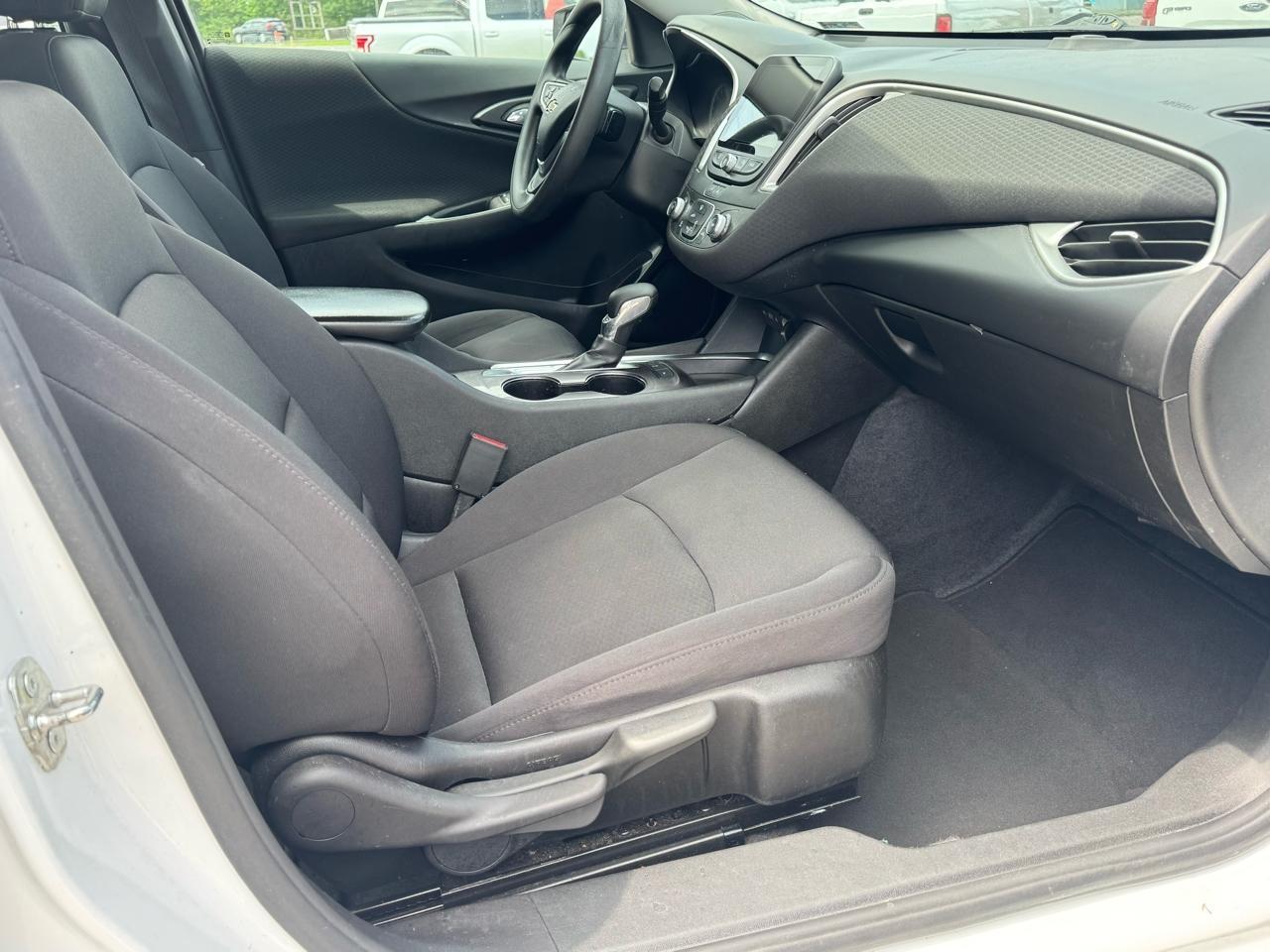 Chevrolet Malibu1Fl - Thumbnail 12