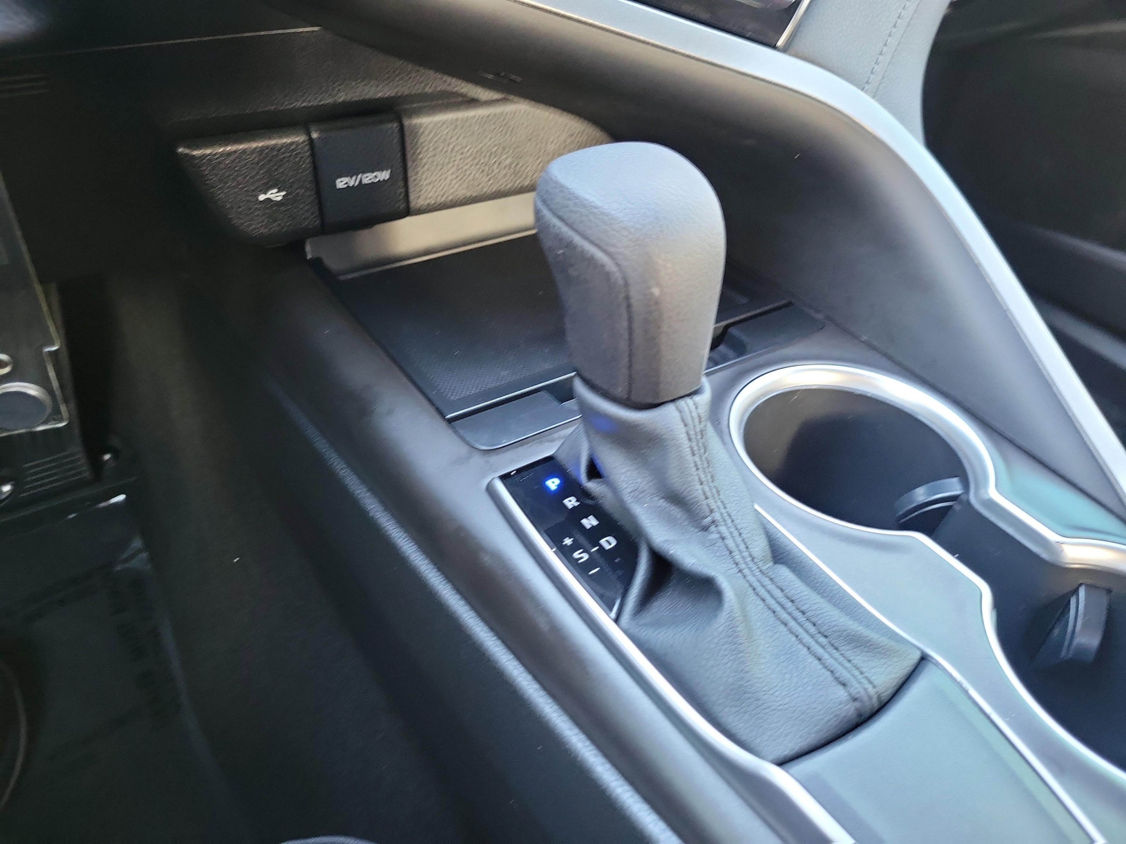 Toyota Camry Le Fwd - Thumbnail 19