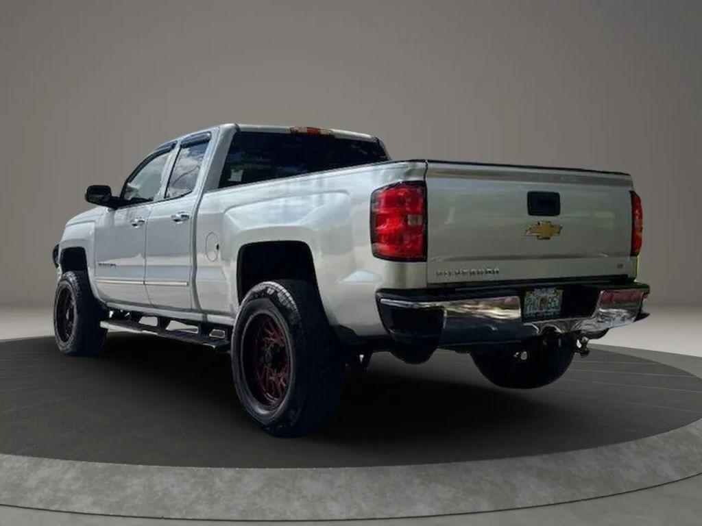Chevrolet Silverado 1500 Double Cab - Thumbnail 6