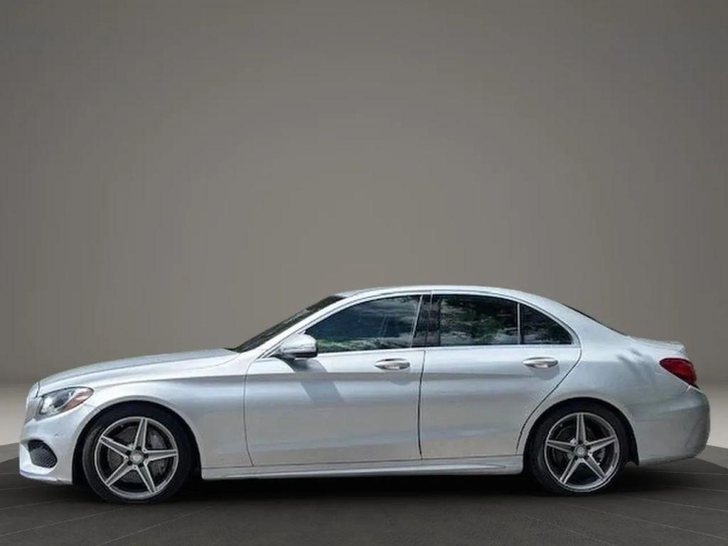 Mercedes-Benz C-Class - Thumbnail 10