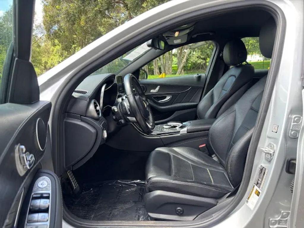 Mercedes-Benz C-Class - Thumbnail 11