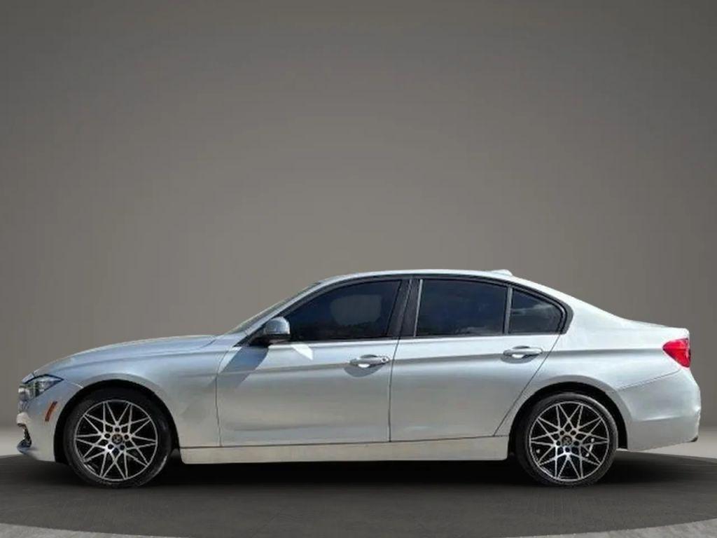 BMW 3 Series - Thumbnail 8