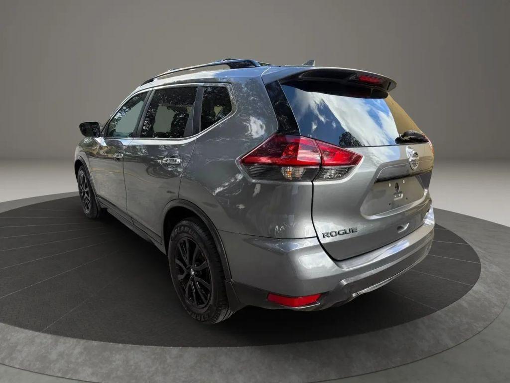 Nissan Rogue - Thumbnail 6