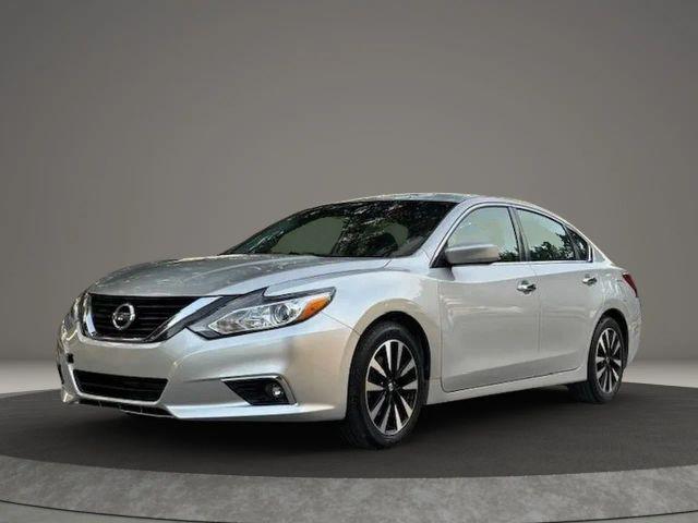 Nissan Altima - View 1