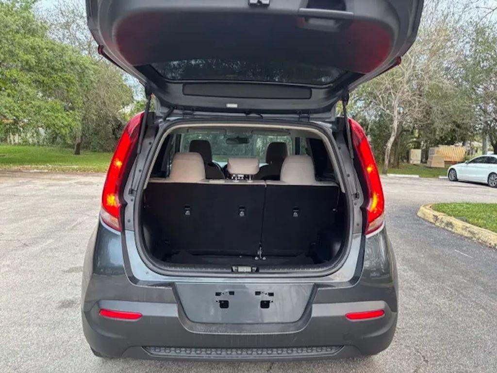 Kia Soul - Thumbnail 11