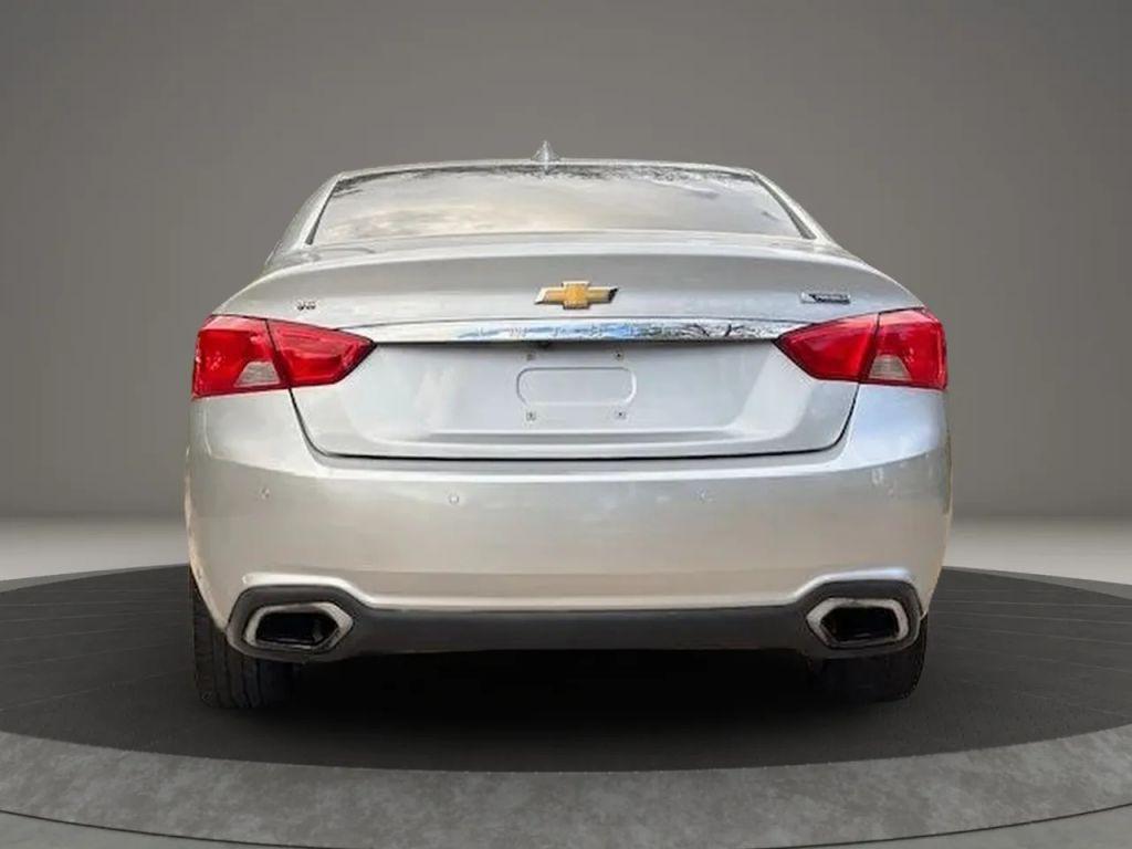 Chevrolet Impala - Thumbnail 7