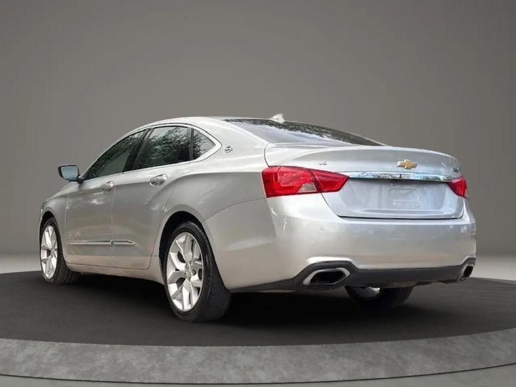 Chevrolet Impala - Thumbnail 6