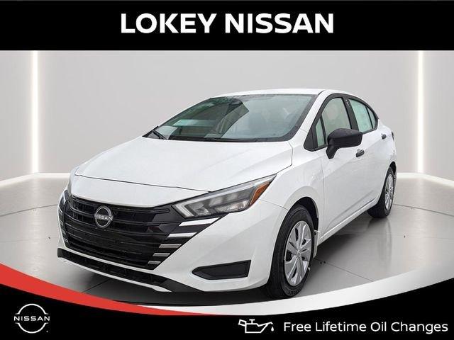 Nissan Versa S - Thumbnail 2