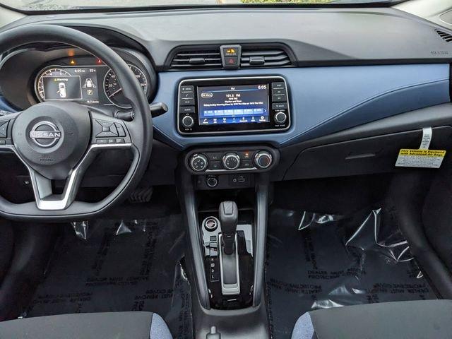 Nissan Versa Sv - Thumbnail 16