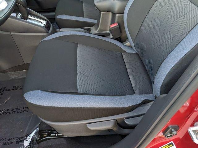 Nissan Versa Sv - Thumbnail 18