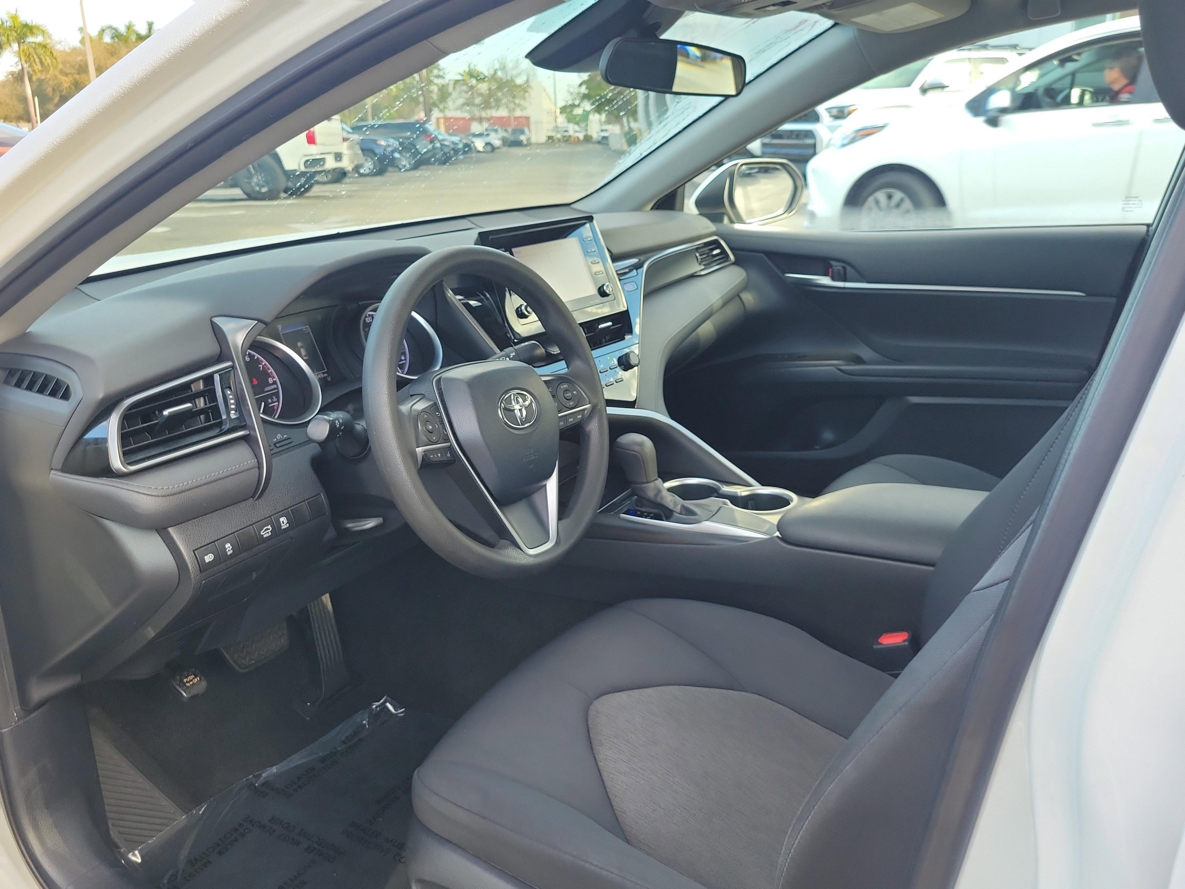 Toyota Camry Le Fwd - Thumbnail 12