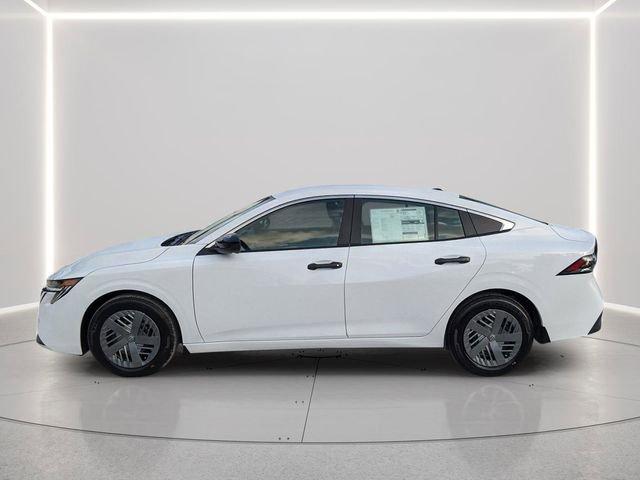 Nissan Sentra S - Thumbnail 3