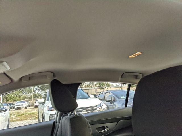 Nissan Sentra S - Thumbnail 19