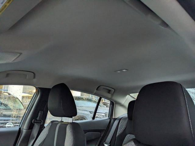 Nissan Sentra Sv - Thumbnail 18