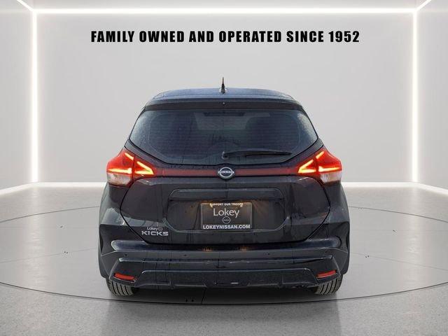 Nissan Kicks Play S - Thumbnail 5