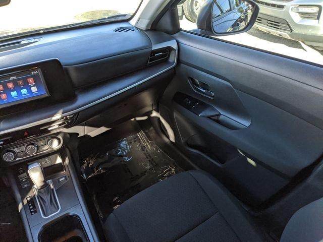 Nissan Kicks S - Thumbnail 13