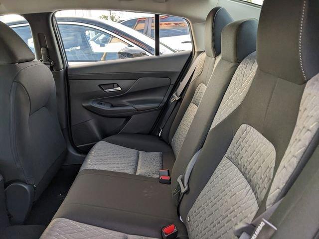 Nissan Sentra Sv - Thumbnail 11