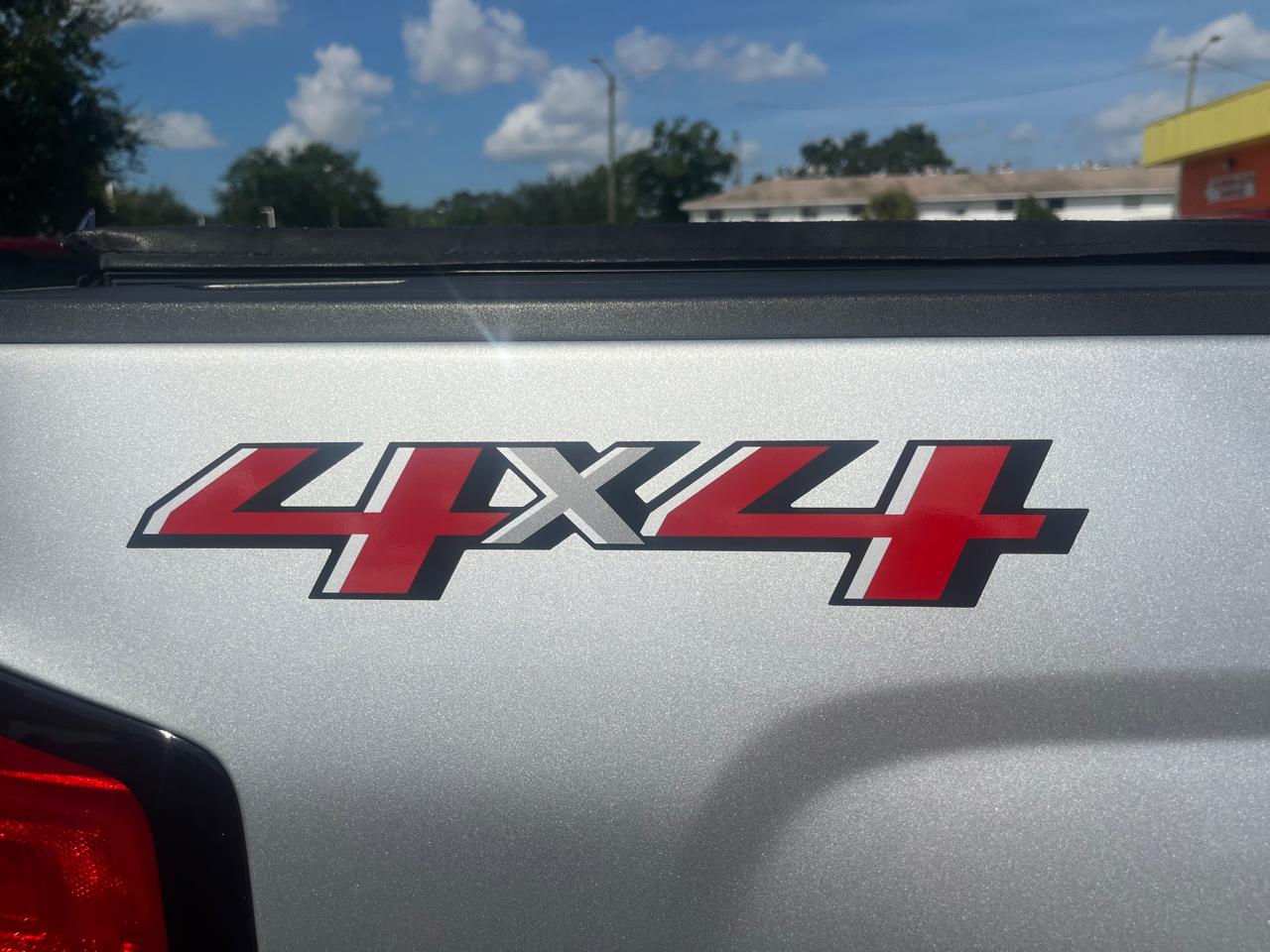 Chevrolet Silverado 1500 Ld4Wd Double Cab Custom - Thumbnail 10