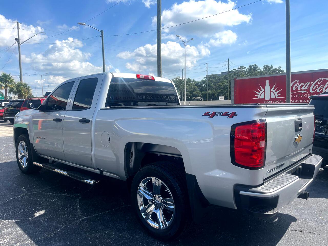 Chevrolet Silverado 1500 Ld4Wd Double Cab Custom - Thumbnail 13