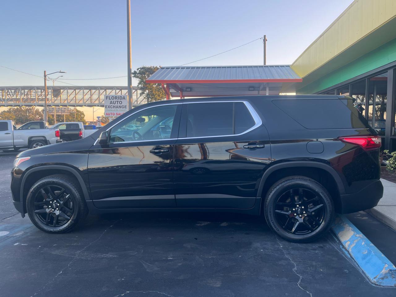 Chevrolet Traversefwd 4Dr Ls W/1Ls - Thumbnail 5