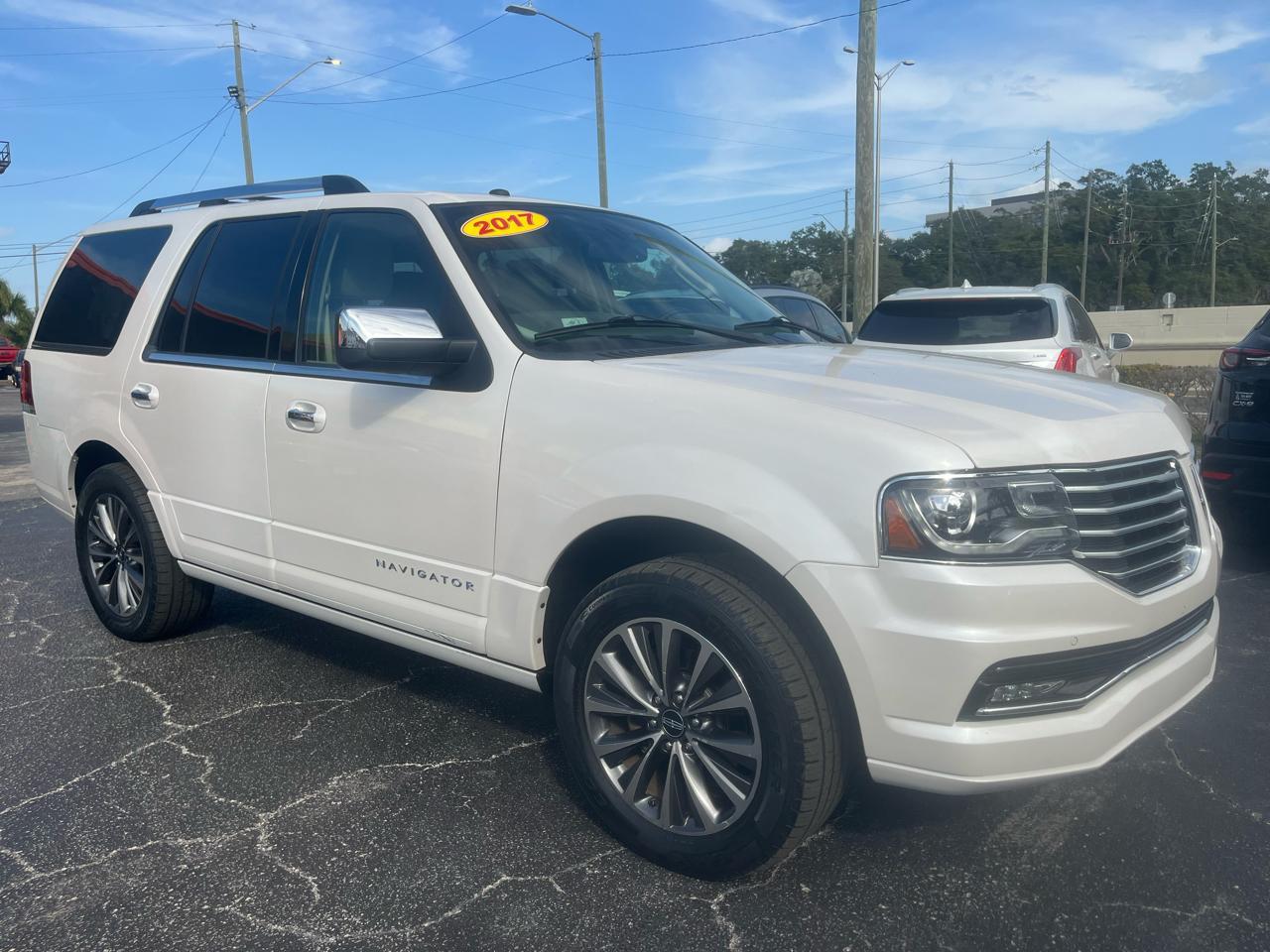 Lincoln Navigatorsuv - Thumbnail 4