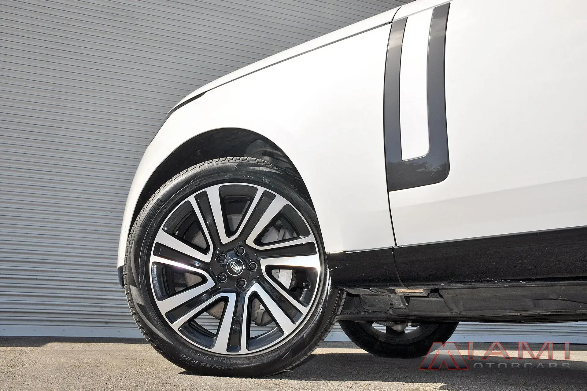 Land Rover Range Rover - Thumbnail 15