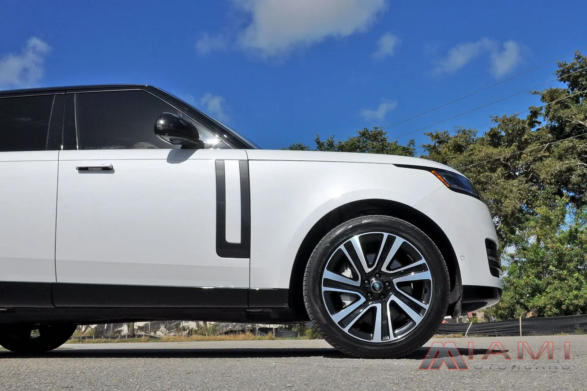 Land Rover Range Rover - Thumbnail 9