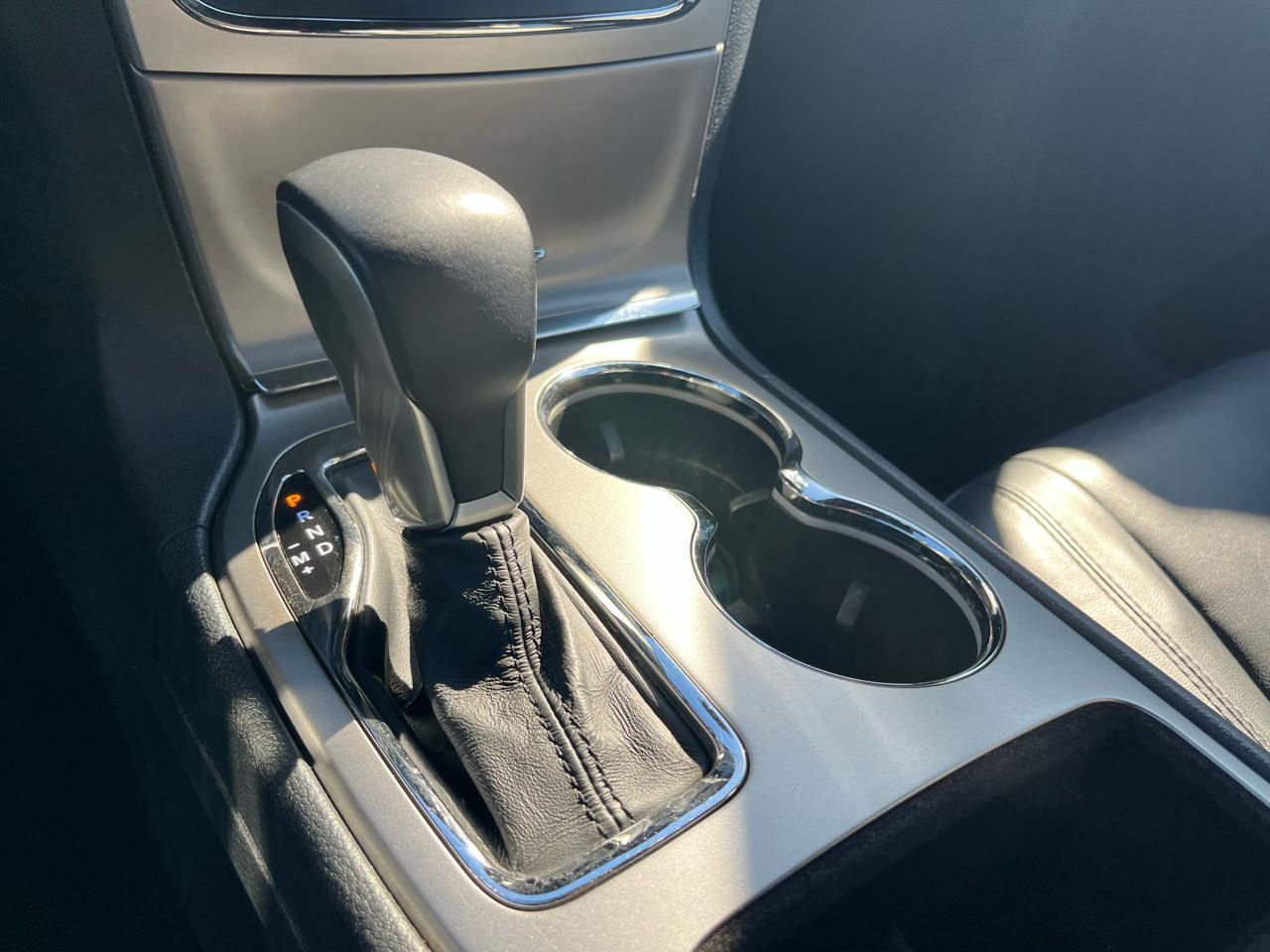 Jeep Grand Cherokeelimited 4X2 - Thumbnail 13