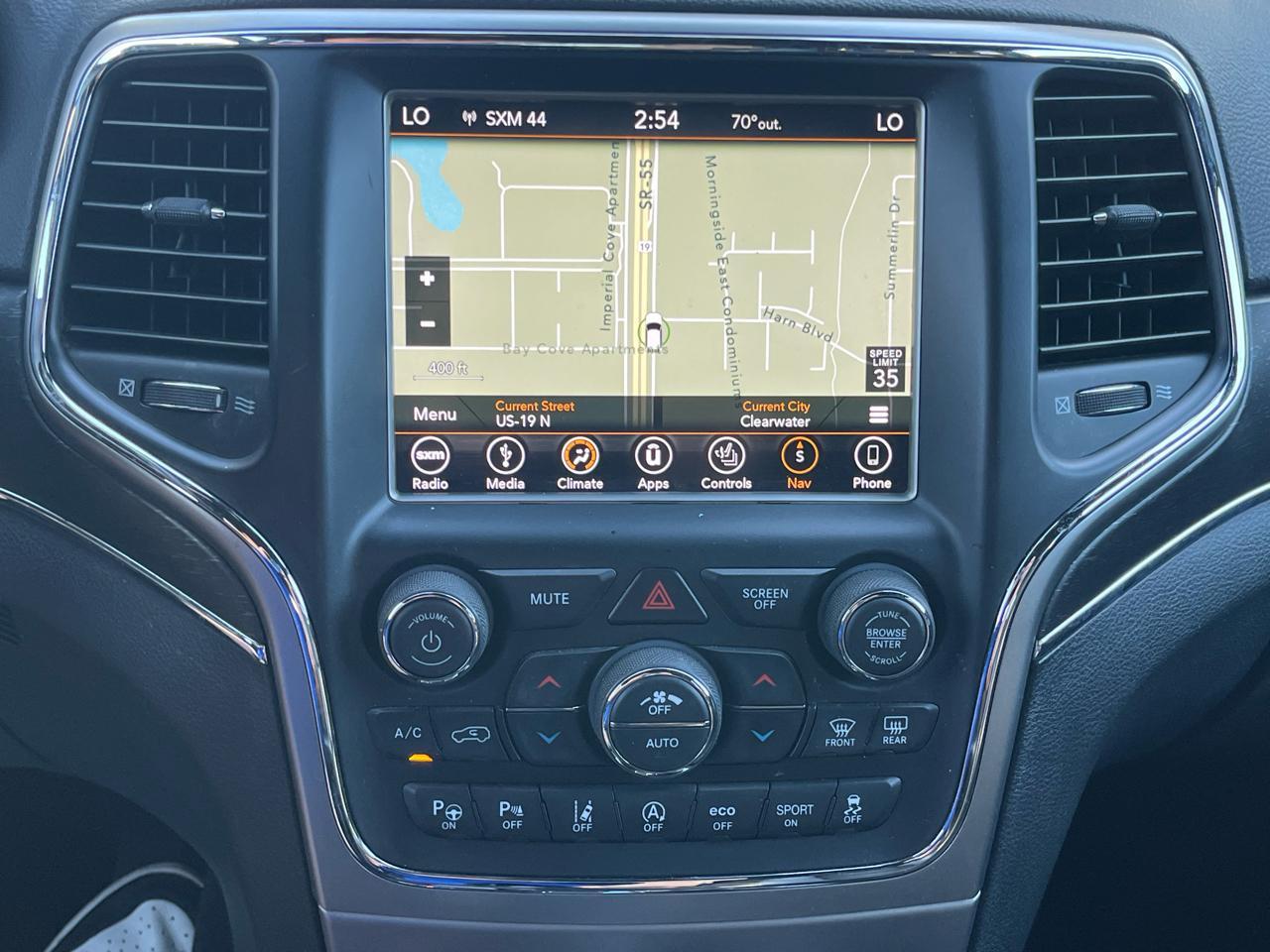 Jeep Grand Cherokeelimited 4X2 - Thumbnail 19