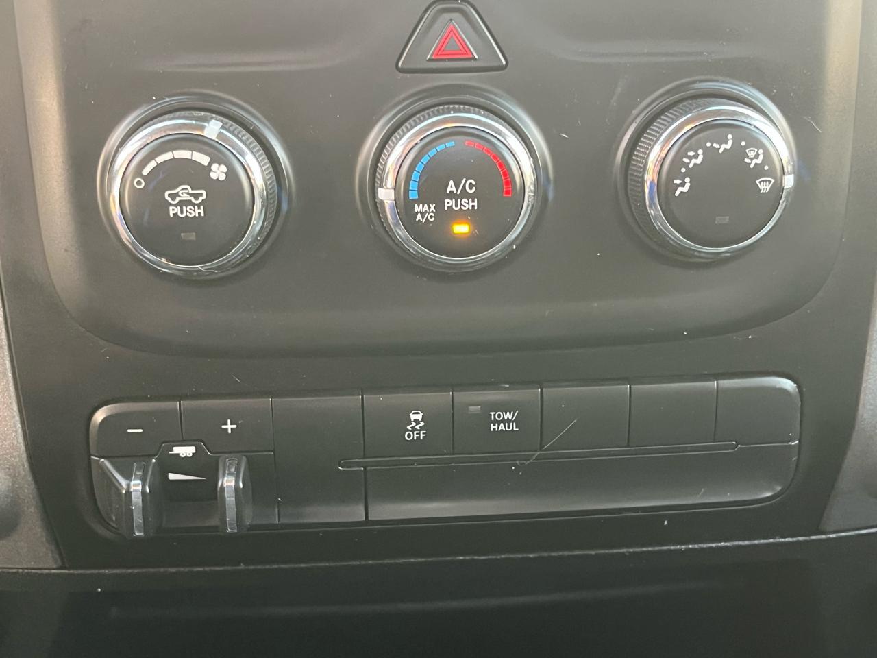 Ram 25004Wd Reg Cab 140.5" Trades - Thumbnail 19