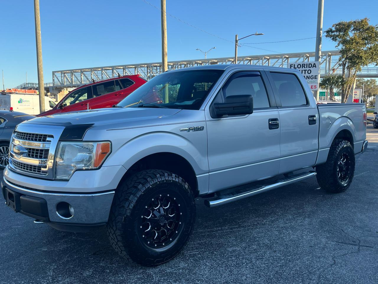 Ford F-1502Wd Supercrew 145" Xlt - Thumbnail 3