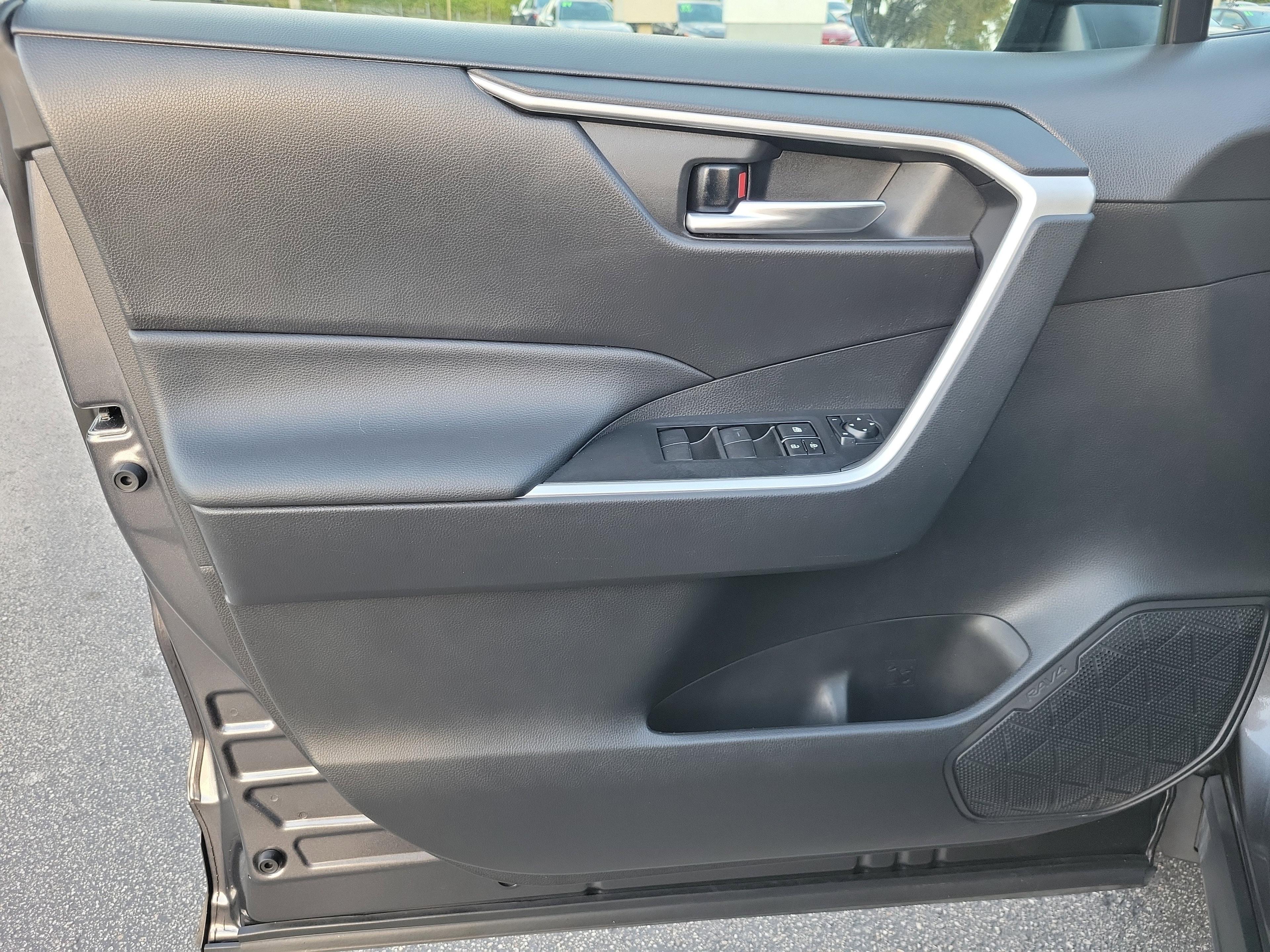 Toyota Rav4 Xle Fwd - Thumbnail 13