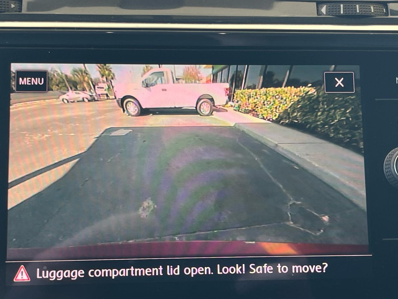 Volkswagen Tiguan2.0T Sel R-Line Fwd - Thumbnail 2