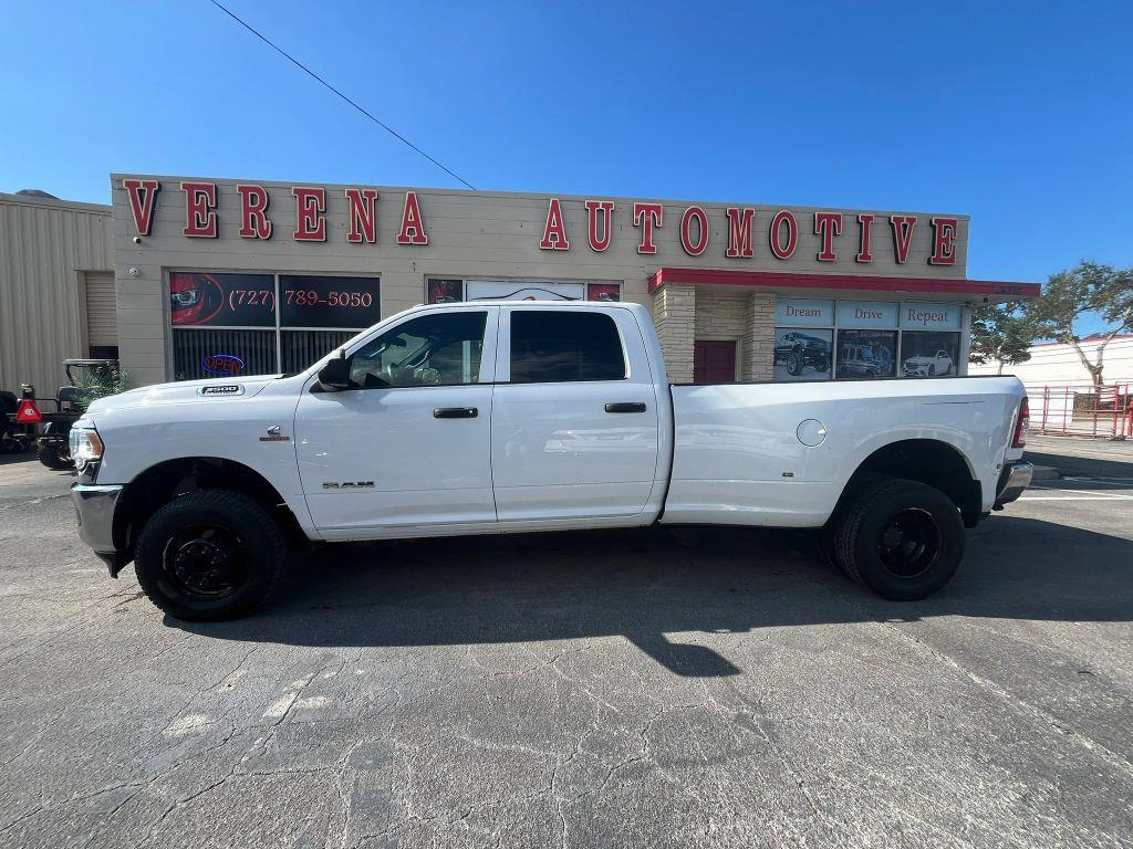 Ram 3500 Crew Cab - Thumbnail 5