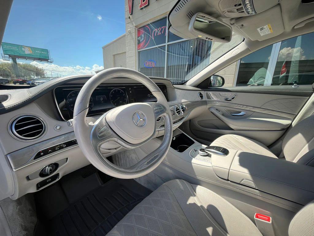 Mercedes-Benz S-Class - Thumbnail 14