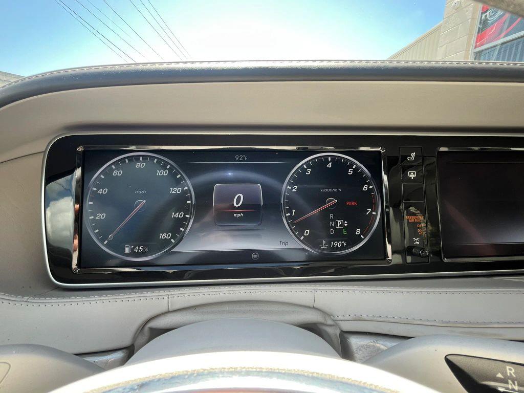 Mercedes-Benz S-Class - Thumbnail 18