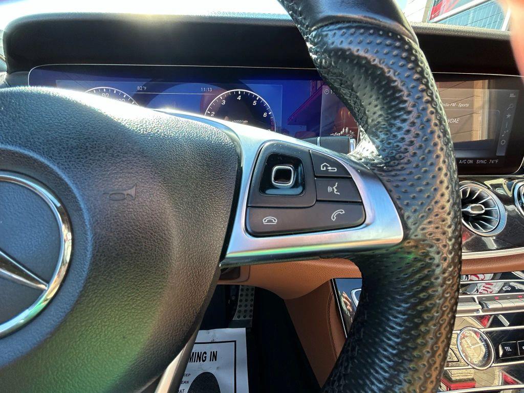 Mercedes-Benz E-Class - Thumbnail 18