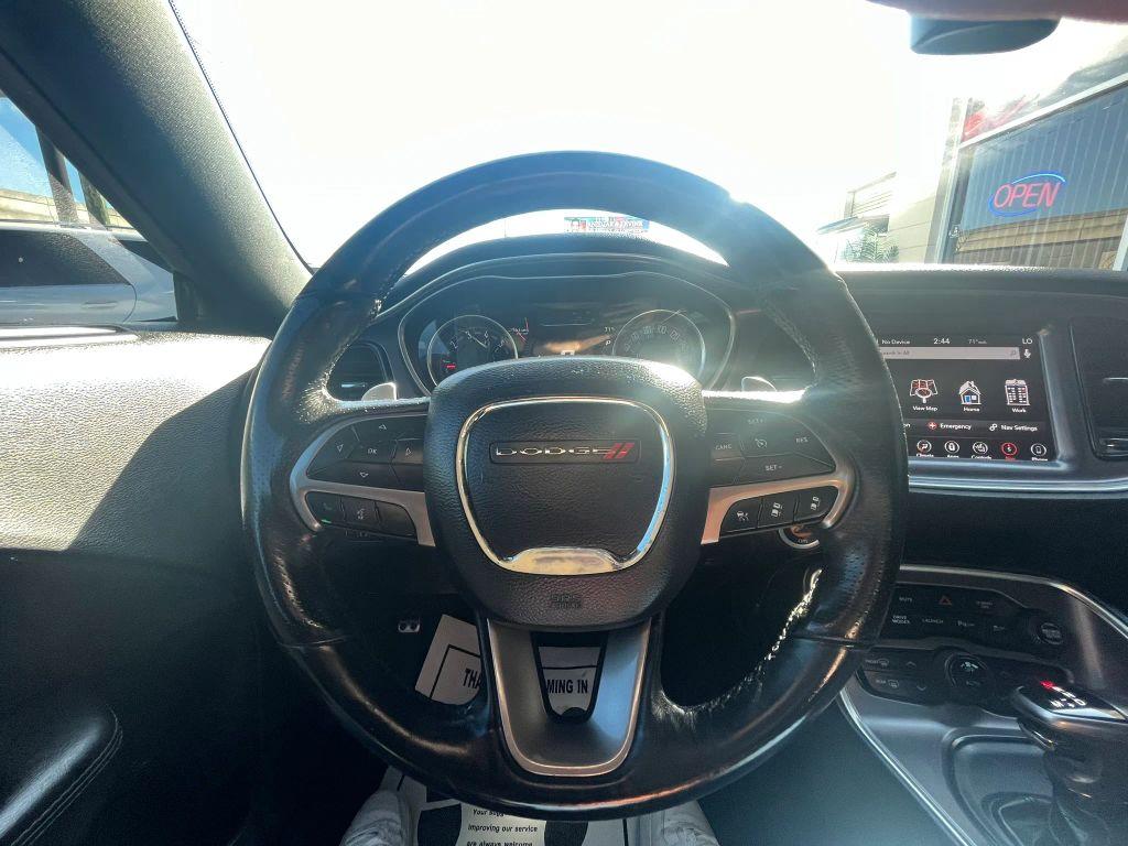 Dodge Challenger - Thumbnail 13