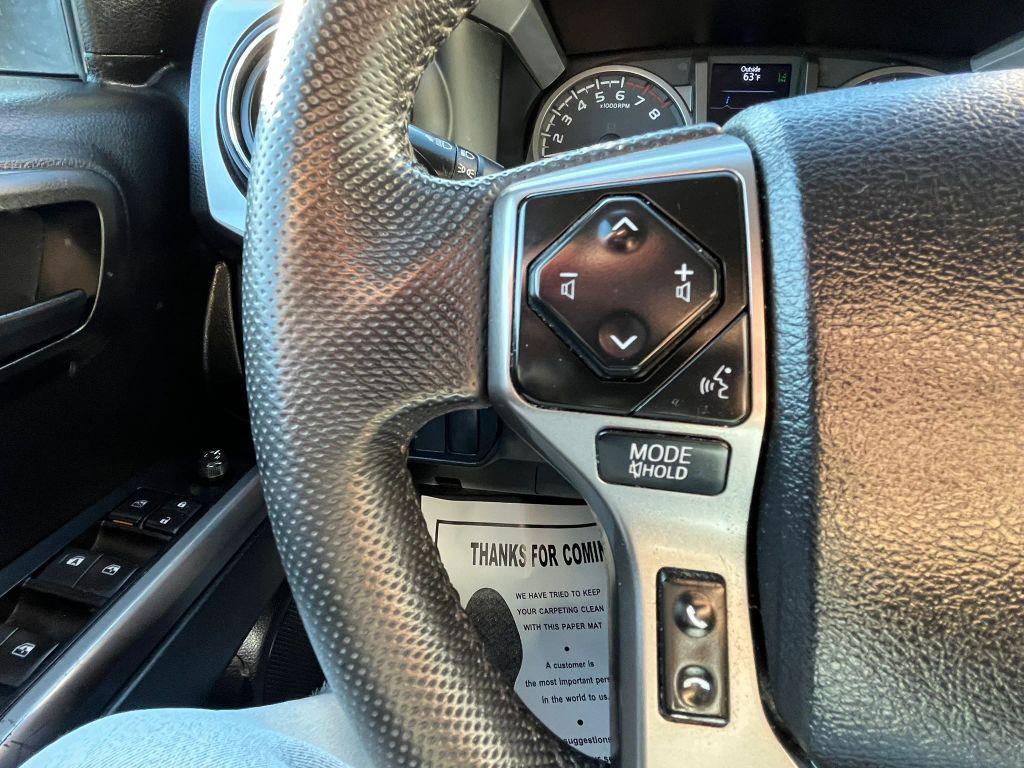 Toyota Tacoma Double Cab - Thumbnail 16