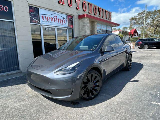 Tesla Model Y - View 1