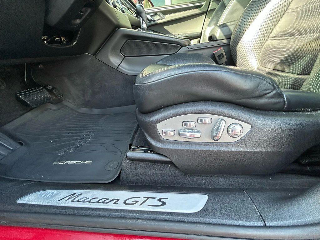 Porsche Macan - Thumbnail 14