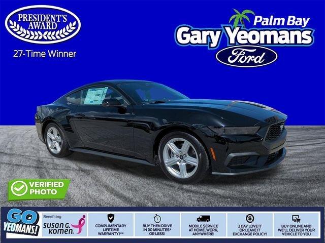 Ford Mustang Ecoboost® Premium Fastback - Thumbnail 2