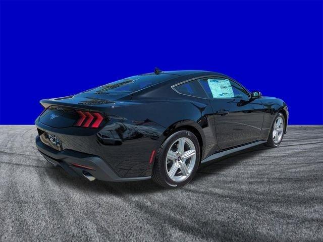 Ford Mustang Ecoboost® Premium Fastback - Thumbnail 5