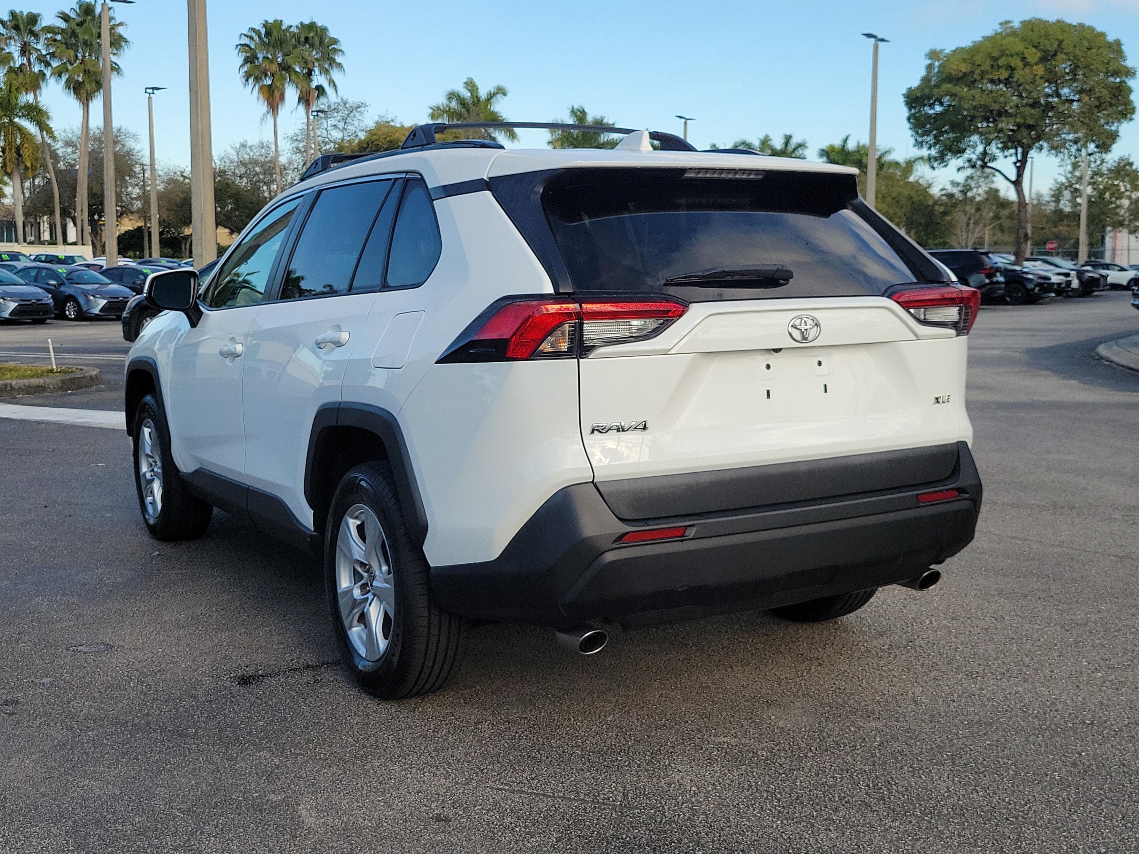 Toyota Rav4 Xle Fwd - Thumbnail 8