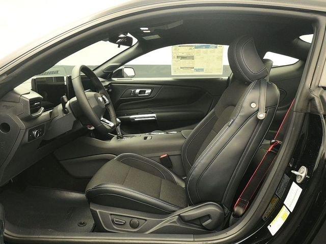 Ford Mustang Ecoboost® Fastback - Thumbnail 11